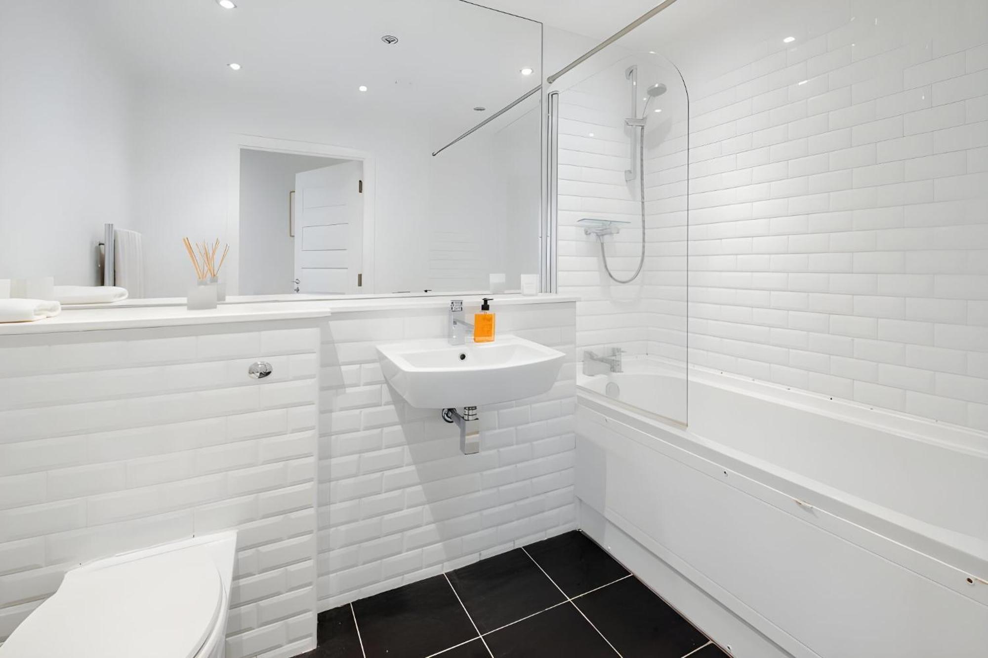 Spitalfields Sanctuary 2 Bed 2 Bath 100Sqm Aprt Leilighet London Eksteriør bilde